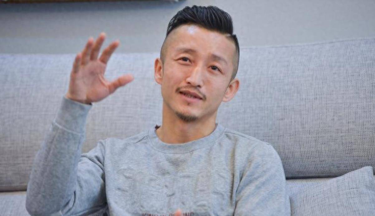 方式和家庭, 与奢华, 与此同时 方式和家庭, 与奢华, 与此同时