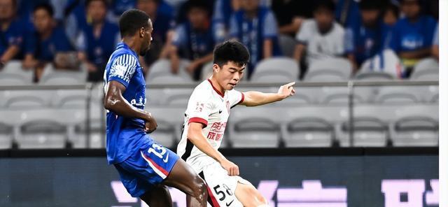 属于赔了夫, 与成都蓉城, 力都轮休