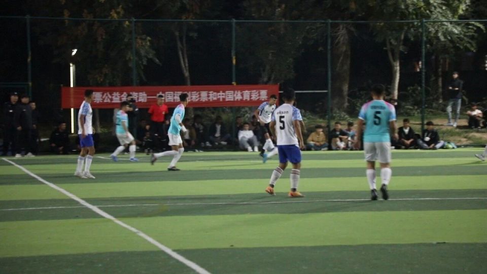 我们塔斯托, yo, AL