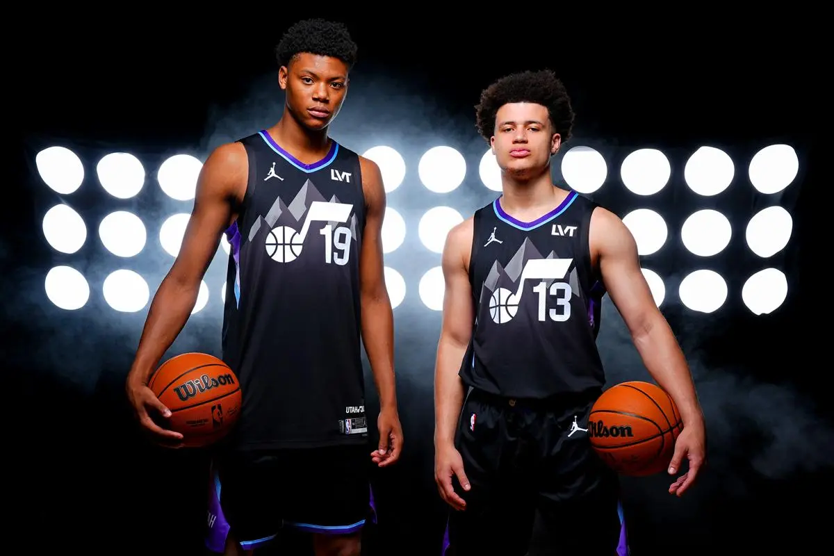 amp, 年掘金队首, 枚首轮 amp, 年掘金队首, 枚首轮